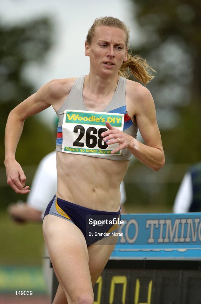 25 July 2004; Marie McCambridge, Dubdrum South Dublin AC, in action during the Women's 500m Final. AAI Senior Track and Field Championships, Morton Stadium, Santry, Dublin. Picture credit; Brendan Moran / SPORTSFILE