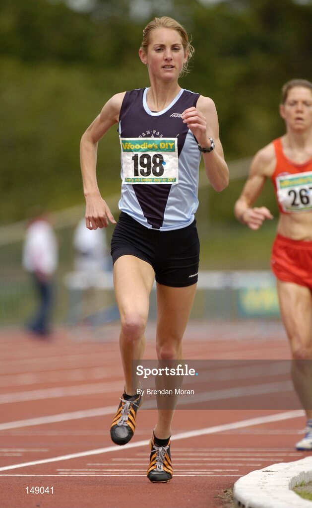 25 July 2004; Jill Shannon, Lagan Valley AC, in action during the Women's 5000m Final. AAI Senior Track and Field Championships, Morton Stadium, Santry, Dublin. Picture credit; Brendan Moran / SPORTSFILE