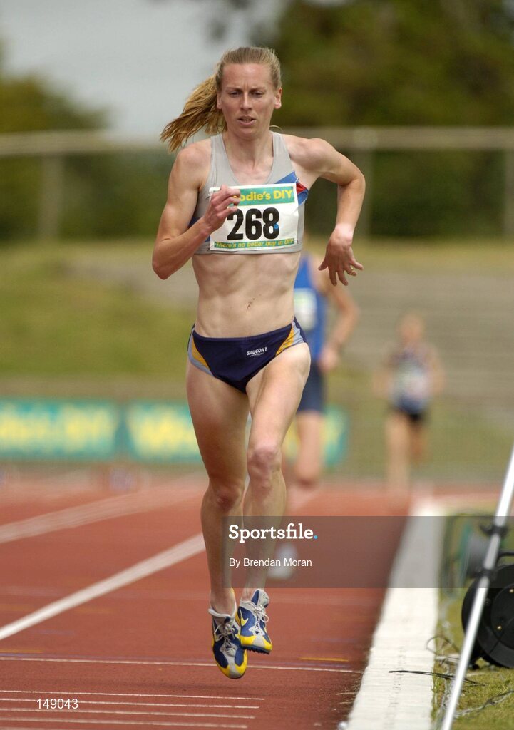 25 July 2004; Maria McCambridge, Dundrum South Dublin AC, in action during the Women's 5000m Final. AAI Senior Track and Field Championships, Morton Stadium, Santry, Dublin. Picture credit; Brendan Moran / SPORTSFILE