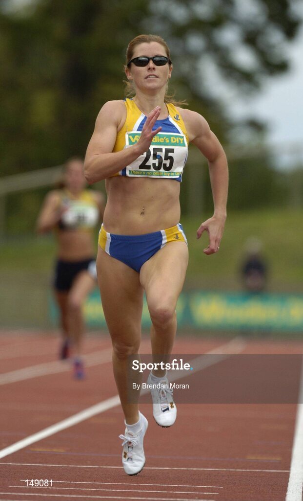 25 July 2004; Karen Shinkins, Dublin City Harriers AC, on her way to victory in the Women's 400m Final. AAI Senior Track and Field Championships, Morton Stadium, Santry, Dublin. Picture credit; Brendan Moran / SPORTSFILE