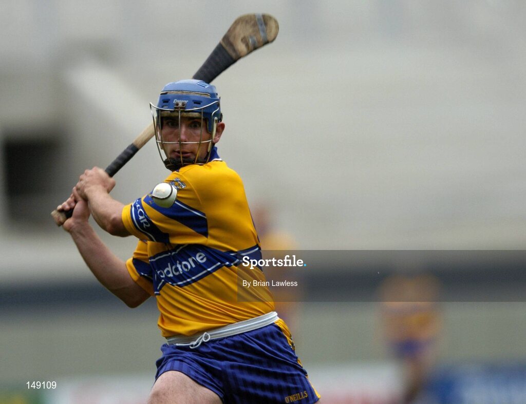 25 July 2004; Andrew Quinn, Clare. Guinness All-Ireland Senior Hurling Championship, Quarter Final, Clare v Kilkenny, Croke Park, Dublin. Picture credit; Brian Lawless / SPORTSFILE