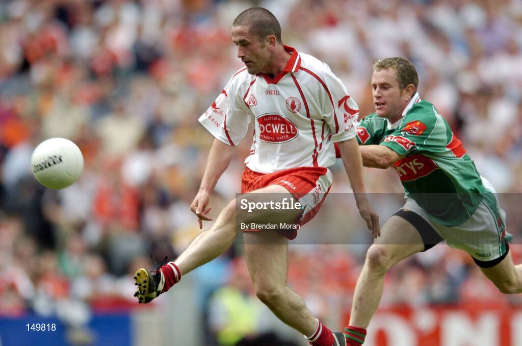 7 August 2004; Stephen O'Neill, Tyrone, in action against Gary Ruane, Mayo. Bank of Ireland All-Ireland Senior Football Championship Quarter Final, Mayo v Tyrone, Croke Park, Dublin. Picture credit; Brendan Moran / SPORTSFILE