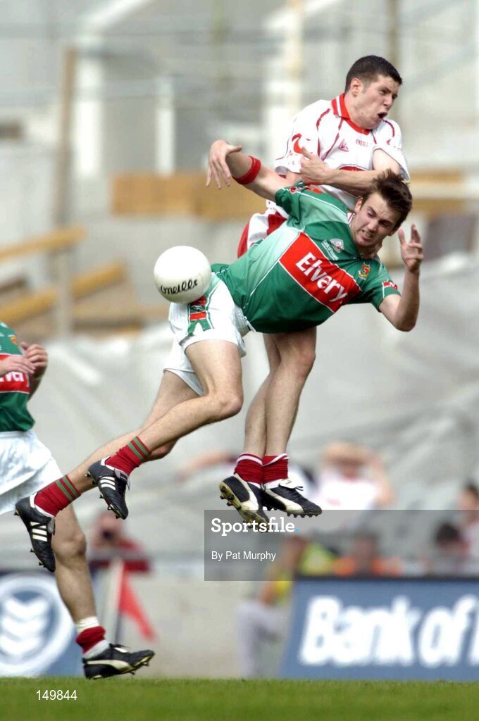 7 August 2004; Ronan McGarrity, Mayo, in action against Sean Cavanagh, Tyrone. Bank of Ireland All-Ireland Senior Football Championship Quarter Final, Mayo v Tyrone, Croke Park, Dublin. Picture credit; Pat Murphy / SPORTSFILE