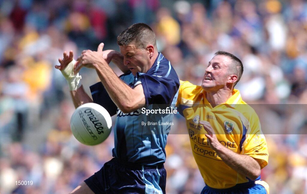 1 August 2004; Senan Connell, Dublin, in action against Andy McPadden, Roscommon. Bank of Ireland All-Ireland Football Championship, Round 4, Dublin v Roscommon, Croke Park, Dublin. Picture credit; Brian Lawless / SPORTSFILE