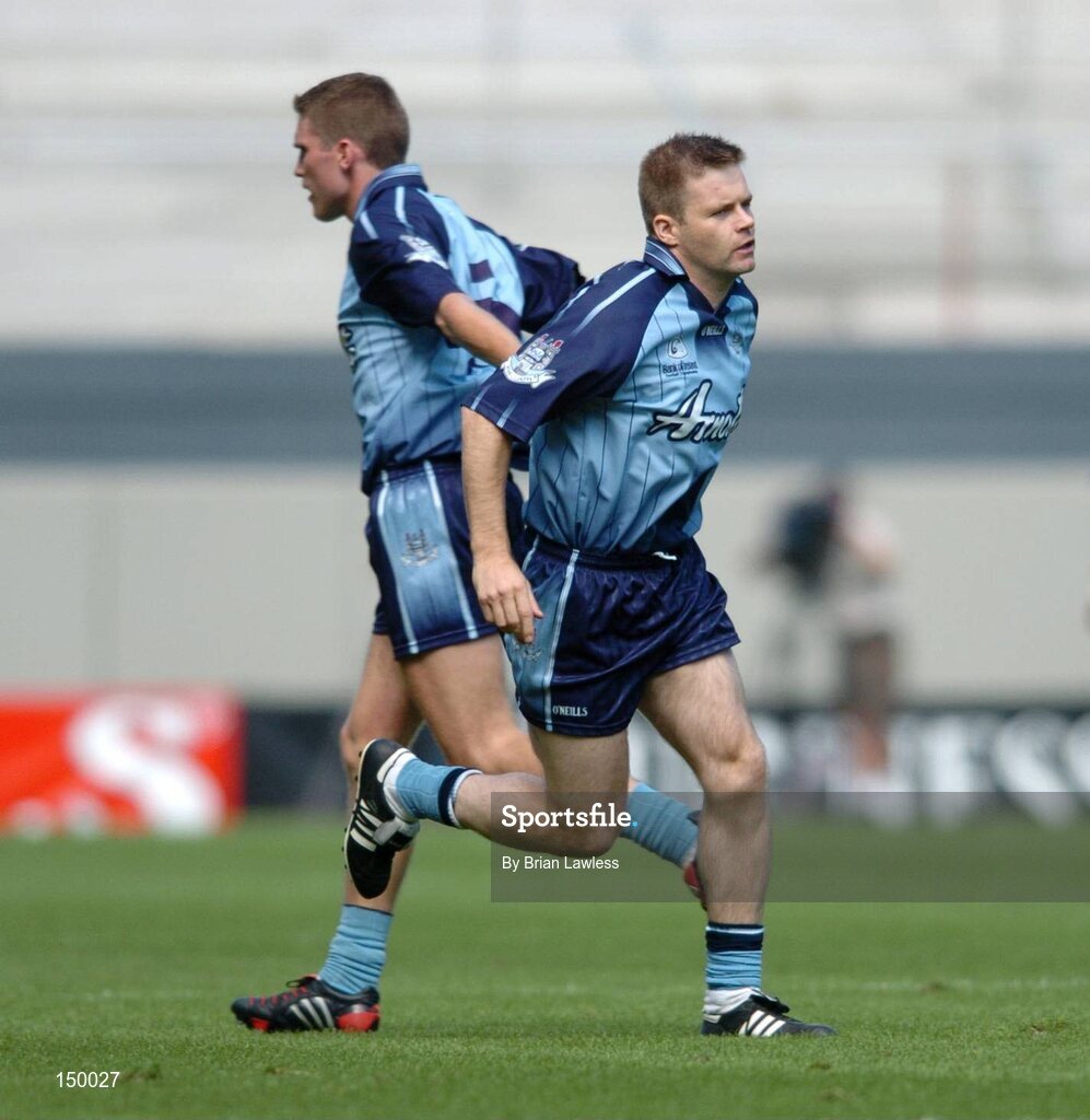 1 August 2004; Dublin's Dessie Farrell replaces team-mate Conal Keaney during the match. Bank of Ireland All-Ireland Football Championship, Round 4, Dublin v Roscommon, Croke Park, Dublin. Picture credit; Brian Lawless / SPORTSFILE