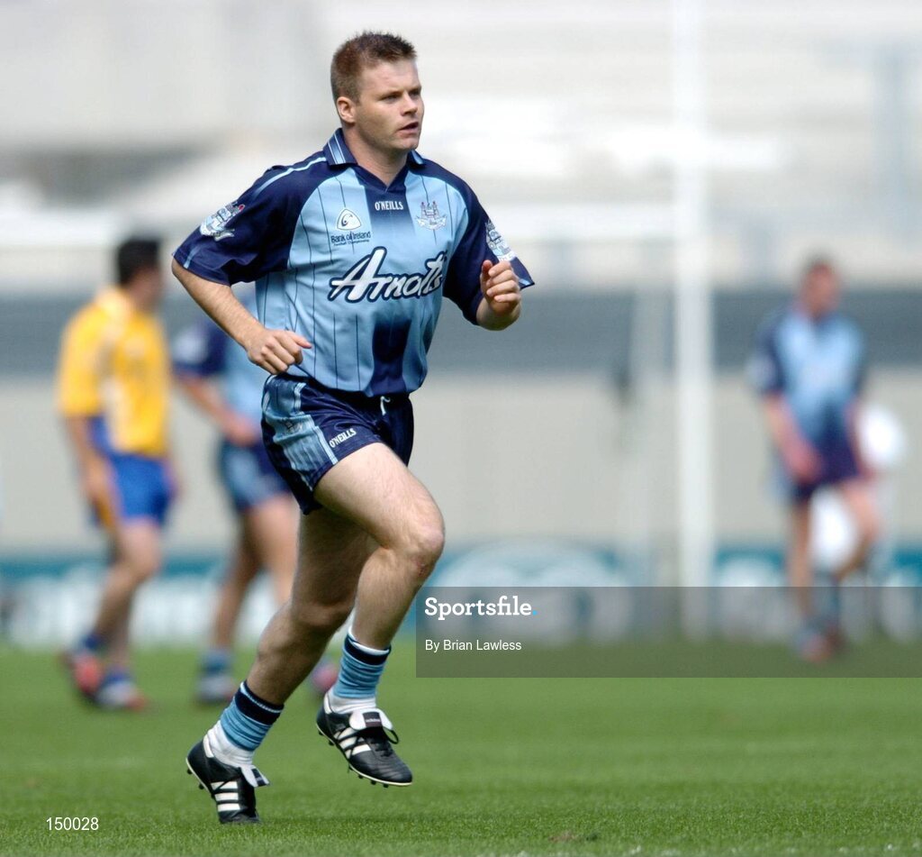 1 August 2004; Dublin's Dessie Farrell makes his way on as a substitute during the second half. Bank of Ireland All-Ireland Football Championship, Round 4, Dublin v Roscommon, Croke Park, Dublin. Picture credit; Brian Lawless / SPORTSFILE