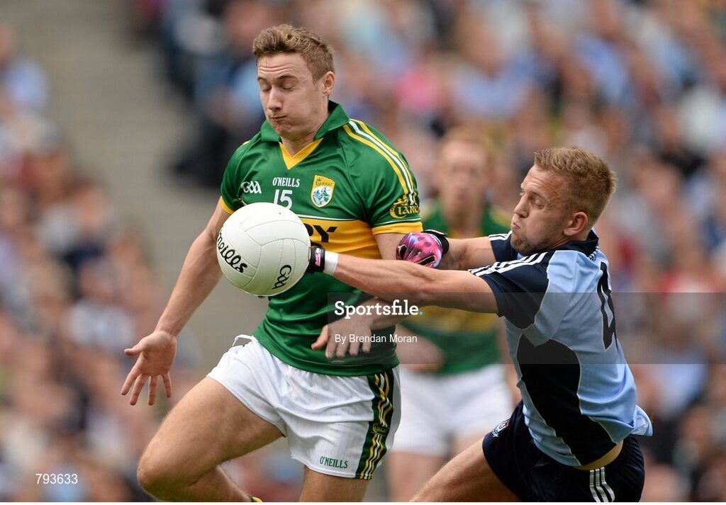 1 September 2013; James O'Donoghue, Kerry, in action against Jonny Cooper, Dublin. GAA Football All-Ireland Senior Championship, Semi-Final, Dublin v Kerry, Croke Park, Dublin. Picture credit: Brendan Moran / SPORTSFILE