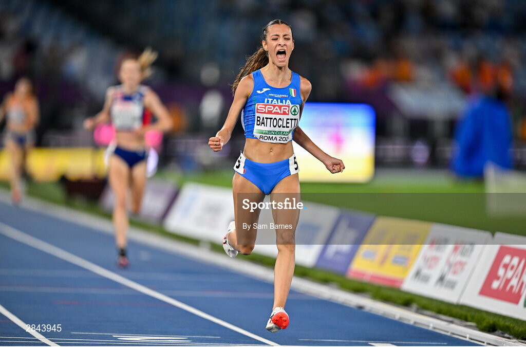 7 June 2024; Nadia Battocletti of Italy celebrates after winning the Women's 5000m final during day one of the 2024 European Athletics Championships at the Stadio Olimpico in Rome, Italy. Photo by Sam Barnes/Sportsfile