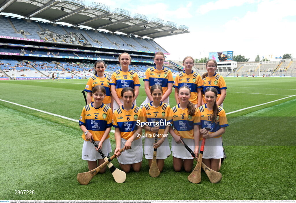 6 July 2024; The Clare team, back row, left to right, Róise Kennedy, Abbey Primary School, Boyle, Roscommon, Amie Keating, Crubany NS, Crubany, Cavan, Méabh Gallagher, Kiltale NS, Dunsany, Meath, Zara Lavin, SN Naomh Ailbhe, An Thaobhach, Sligeach, Emma Flynn, Tulsk NS, Castlerea, Roscommon, front row, left to right, Niamh Ní Raghallaigh, Scoil Mhuire gan Smal, Sligeach, Kayla Reynolds, St Manachan's NS, Mohill, Leitrim, Ornate Guckian, St Joseph's NS, Leitrim, Méabh Ward, St Paul's Primary School, Naval, Meath, Caoimhe Manley, Bishop Harty NS, Nenagh, Tipperary, ahead of the GAA INTO Cumann na mBunscol Respect Exhibition Go Games at the GAA Hurling All-Ireland Senior Championship semi-final match between Kilkenny and Clare at Croke Park in Dublin. Photo by Daire Brennan/Sportsfile