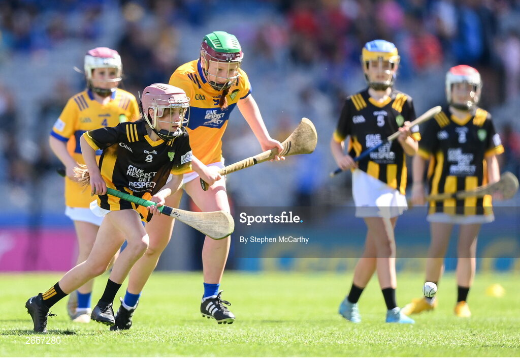 6 July 2024; Faye O'Connell, Rathnure NS, Rathnure, Wexford, representing Kilkenny, and Méabh Gallagher, Kiltale NS, Dunsany, Meath, representing Clare, during the GAA INTO Cumann na mBunscol Respect Exhibition Go Games at the GAA Hurling All-Ireland Senior Championship semi-final match between Kilkenny and Clare at Croke Park in Dublin. Photo by Stephen McCarthy/Sportsfile