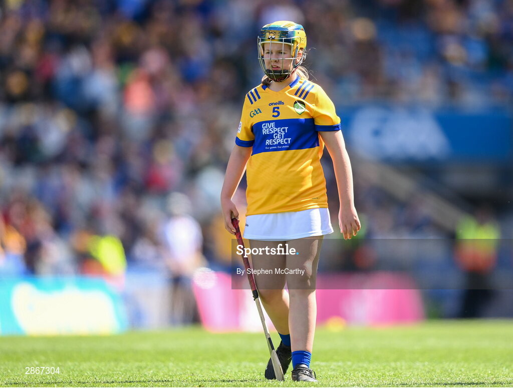 6 July 2024; Emma Flynn, Tulsk NS, Castlerea, Roscommon, representing Clare, during the GAA INTO Cumann na mBunscol Respect Exhibition Go Games at the GAA Hurling All-Ireland Senior Championship semi-final match between Kilkenny and Clare at Croke Park in Dublin. Photo by Stephen McCarthy/Sportsfile