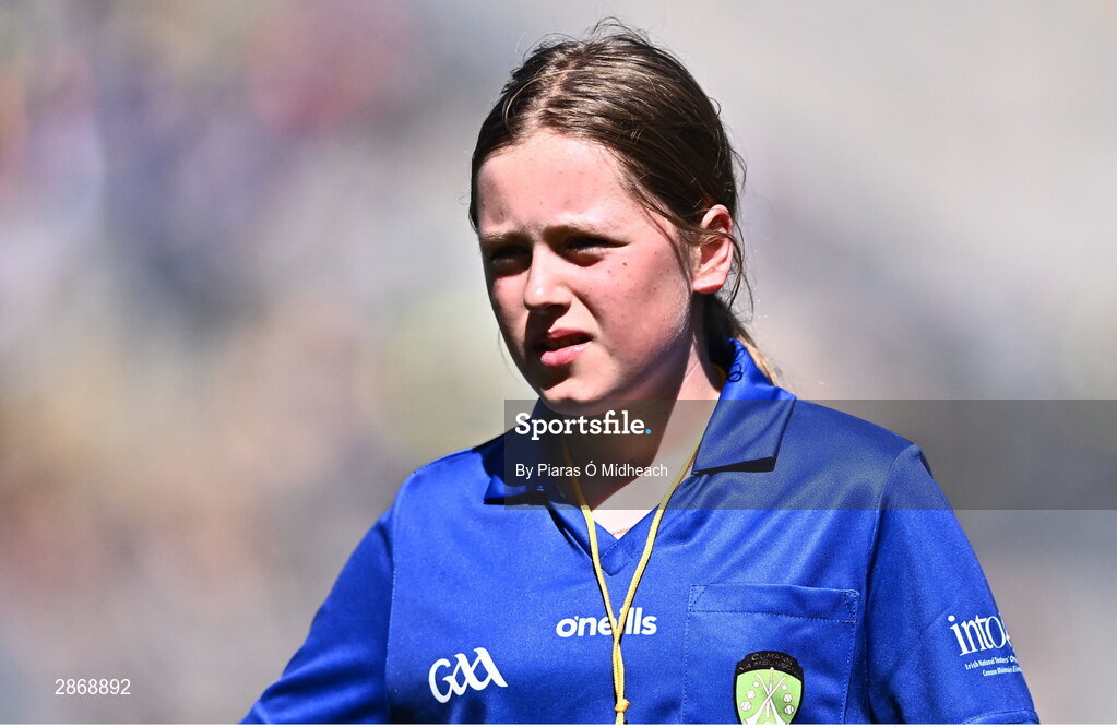 6 July 2024; Referee Emma Ní Leannáin-Bhreathnach, Gaelscoil Osraí, Bóthar Uachtar Rátha, Cill Chainnaigh during the GAA INTO Cumann na mBunscol Respect Exhibition Go Games at the GAA Hurling All-Ireland Senior Championship semi-final match between Kilkenny and Clare at Croke Park in Dublin. Photo by Piaras Ó Mídheach/Sportsfile