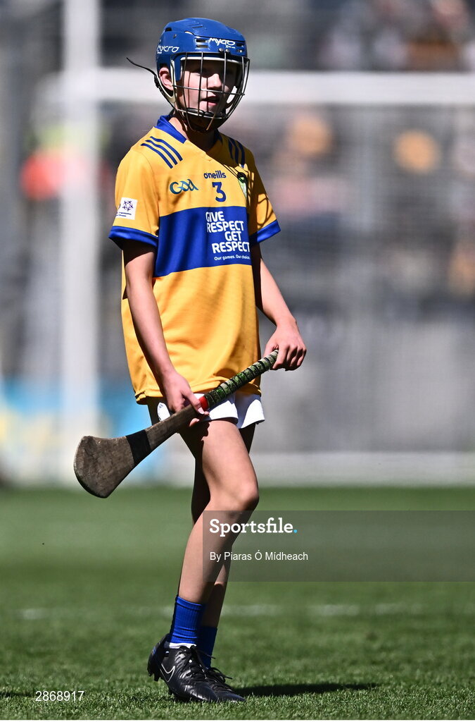 6 July 2024; Zara Lavin, SN Naomh Ailbhe, An Thaobhach, Sligeach, representing Clare during the GAA INTO Cumann na mBunscol Respect Exhibition Go Games at the GAA Hurling All-Ireland Senior Championship semi-final match between Kilkenny and Clare at Croke Park in Dublin. Photo by Piaras Ó Mídheach/Sportsfile