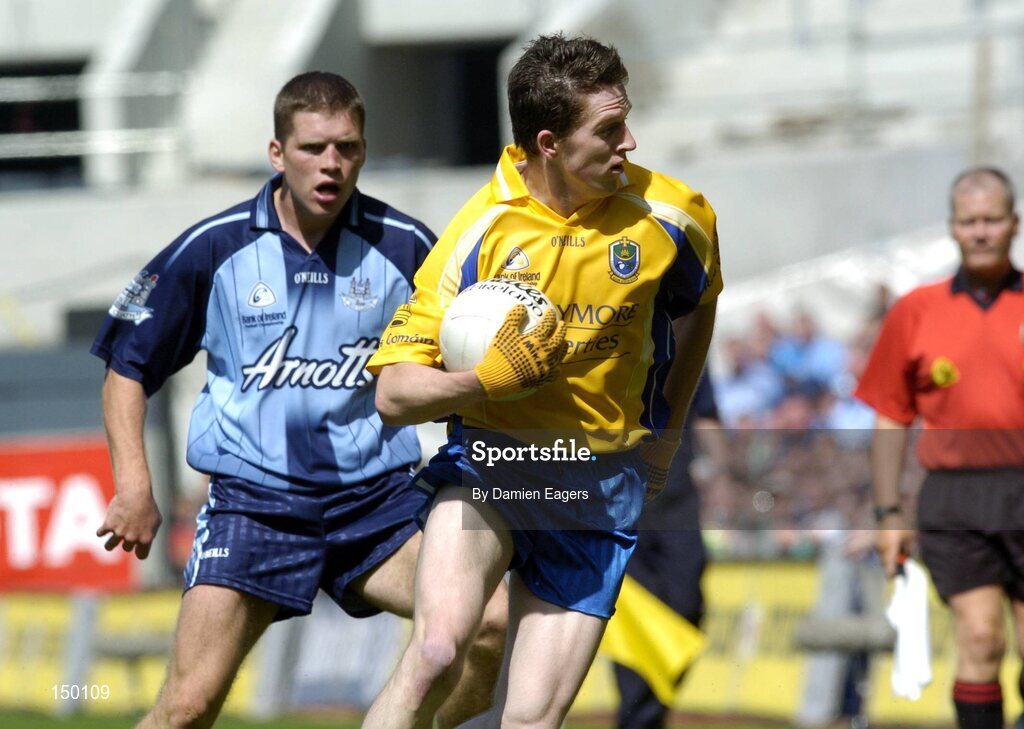1 August 2004; John Tiernan, Roscommonn, in action against Conal Keaney, Dublin. Bank of Ireland All-Ireland Football Championship, Round 4, Dublin v Roscommon, Croke Park, Dublin. Picture credit; Damien Eagers / SPORTSFILE