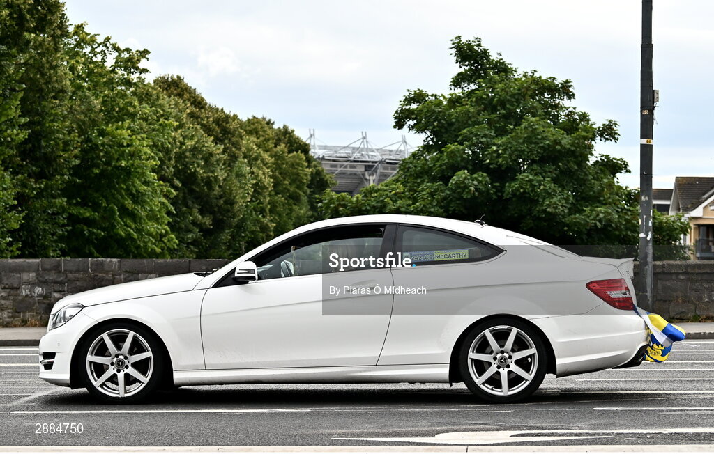 21 July 2024; A Clare supporter's car near Croke Park before the GAA Hurling All-Ireland Senior Championship Final between Clare and Cork at Croke Park in Dublin. Photo by Piaras Ó Mídheach/Sportsfile
