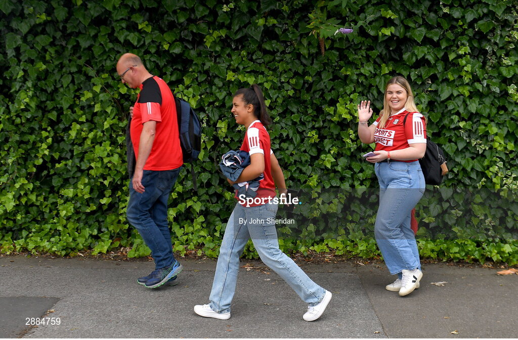 21 July 2024; Cork supporters make their way down Jones road before the GAA Hurling All-Ireland Senior Championship Final between Clare and Cork at Croke Park in Dublin. Photo by John Sheridan/Sportsfile