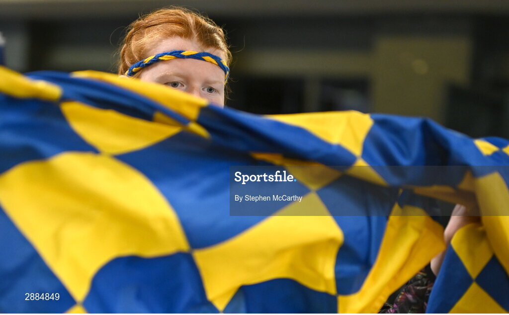 21 July 2024; A Clare supporter arrives for the GAA Hurling All-Ireland Senior Championship Final between Clare and Cork at Croke Park in Dublin. Photo by Stephen McCarthy/Sportsfile