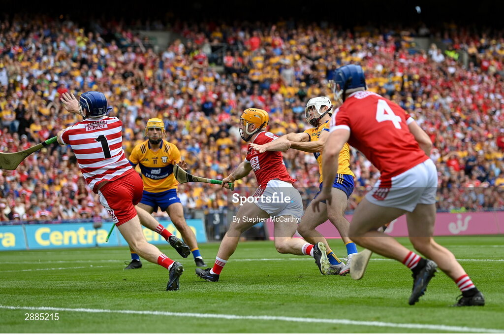 21 July 2024; Aidan McCarthy of Clare shoots to score his side's first goal during the GAA Hurling All-Ireland Senior Championship Final between Clare and Cork at Croke Park in Dublin. Photo by Stephen McCarthy/Sportsfile