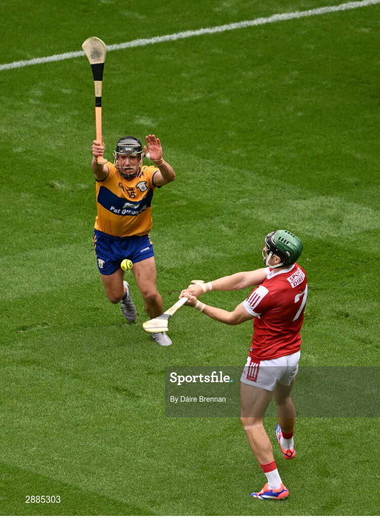 21 July 2024; Mark Coleman of Cork in action against David Reidy of Clare during the GAA Hurling All-Ireland Senior Championship Final between Clare and Cork at Croke Park in Dublin. Photo by Daire Brennan/Sportsfile