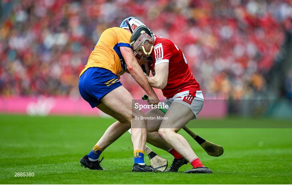 21 July 2024; Ethan Twomey of Cork in action against Diarmuid Ryan of Clare during the GAA Hurling All-Ireland Senior Championship Final between Clare and Cork at Croke Park in Dublin. Photo by Brendan Moran/Sportsfile