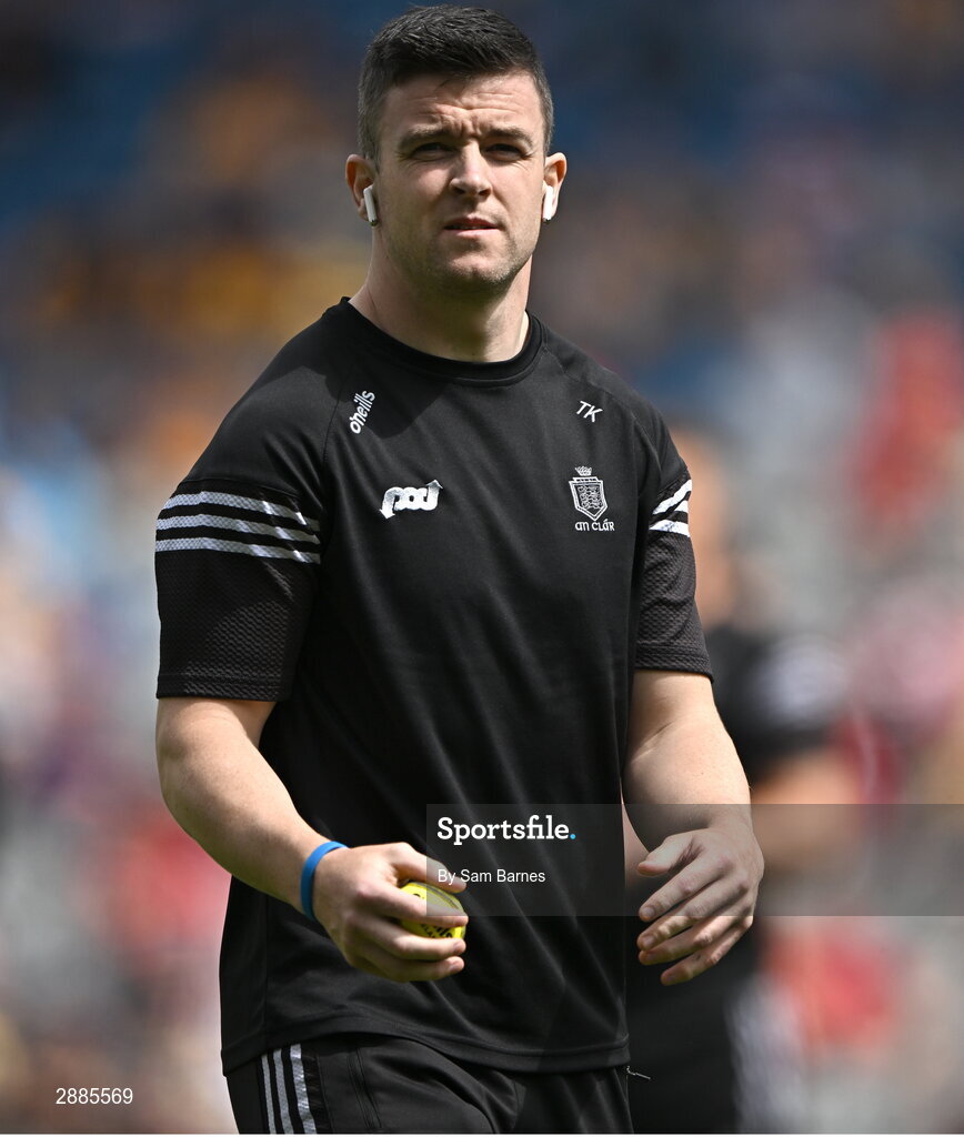 21 July 2024; Tony Kelly of Clare walks the pitch before the GAA Hurling All-Ireland Senior Championship Final between Clare and Cork at Croke Park in Dublin. Photo by Sam Barnes/Sportsfile