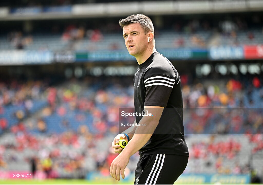 21 July 2024; Tony Kelly of Clare walks the pitch before the GAA Hurling All-Ireland Senior Championship Final between Clare and Cork at Croke Park in Dublin. Photo by Sam Barnes/Sportsfile