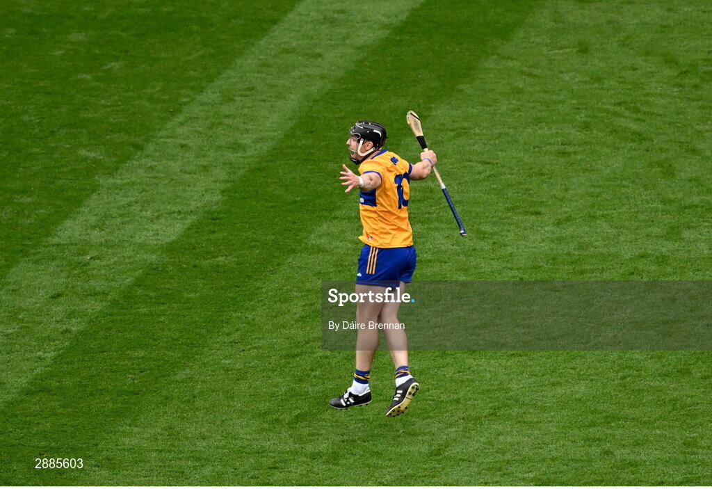 21 July 2024; Tony Kelly of Clare celebrates at the final whistle of the GAA Hurling All-Ireland Senior Championship Final between Clare and Cork at Croke Park in Dublin. Photo by Daire Brennan/Sportsfile