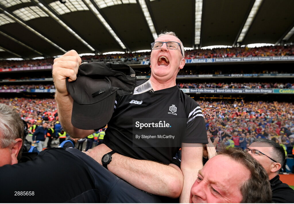 21 July 2024; Clare manager Brian Lohan celebrates after winning the GAA Hurling All-Ireland Senior Championship Final between Clare and Cork at Croke Park in Dublin. Photo by Stephen McCarthy/Sportsfile