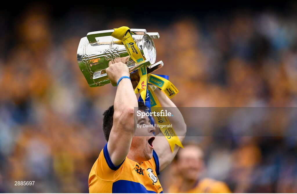 21 July 2024; Tony Kelly of Clare celebrates with the Liam MacCarthy cup after the GAA Hurling All-Ireland Senior Championship Final between Clare and Cork at Croke Park in Dublin. Photo by David Fitzgerald/Sportsfile