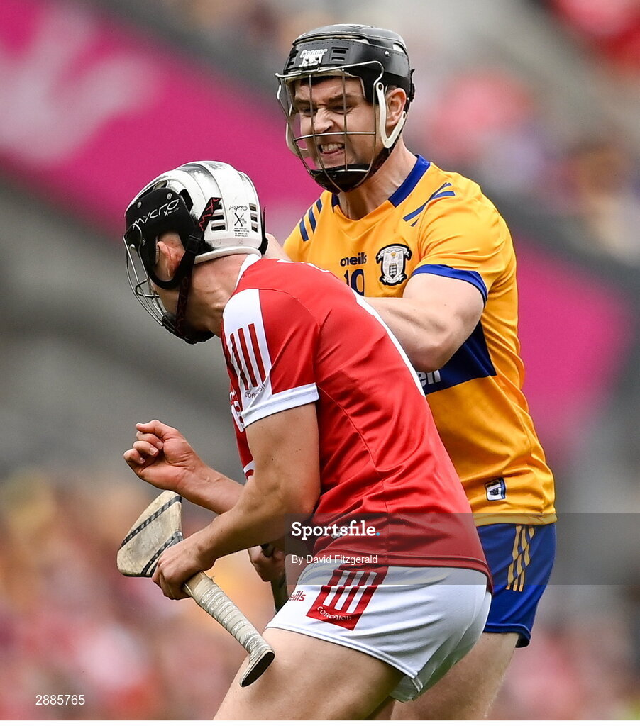 21 July 2024; Tony Kelly of Clare and Ger Mellerick of Cork tussle during the GAA Hurling All-Ireland Senior Championship Final between Clare and Cork at Croke Park in Dublin. Photo by David Fitzgerald/Sportsfile