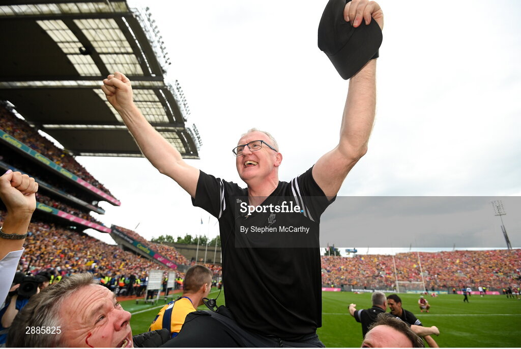 21 July 2024; Clare manager Brian Lohan celebrates after winning the GAA Hurling All-Ireland Senior Championship Final between Clare and Cork at Croke Park in Dublin. Photo by Stephen McCarthy/Sportsfile