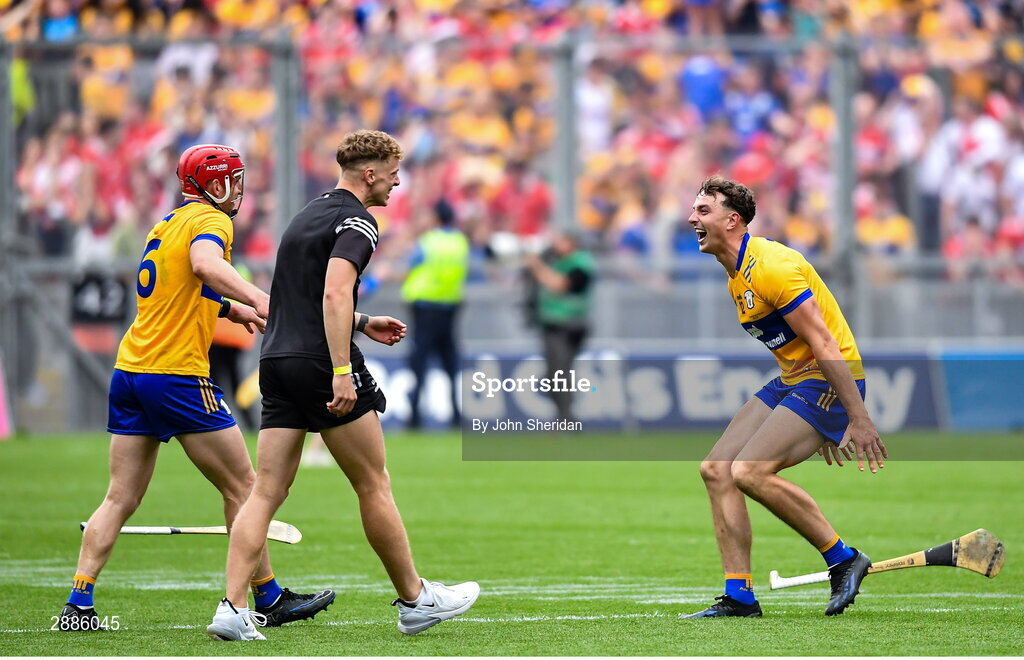 21 July 2024; Clare players, Peter Duggan, right, celebrates with teammate Eamonn Foudy after the GAA Hurling All-Ireland Senior Championship Final between Clare and Cork at Croke Park in Dublin. Photo by John Sheridan/Sportsfile