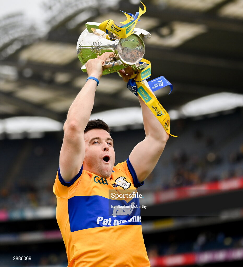 21 July 2024; Tony Kelly of Clare celebrates with the Liam MacCarthy cup after the GAA Hurling All-Ireland Senior Championship Final between Clare and Cork at Croke Park in Dublin. Photo by Stephen McCarthy/Sportsfile