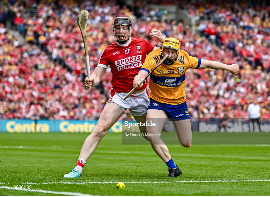 21 July 2024; Damien Cahalane of Cork in action against Shane Meehan of Clare during the GAA Hurling All-Ireland Senior Championship Final between Clare and Cork at Croke Park in Dublin. Photo by Piaras Ó Mídheach/Sportsfile