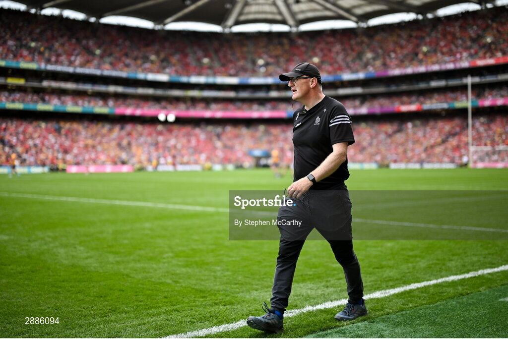21 July 2024; Clare manager Brian Lohan during the GAA Hurling All-Ireland Senior Championship Final between Clare and Cork at Croke Park in Dublin. Photo by Stephen McCarthy/Sportsfile