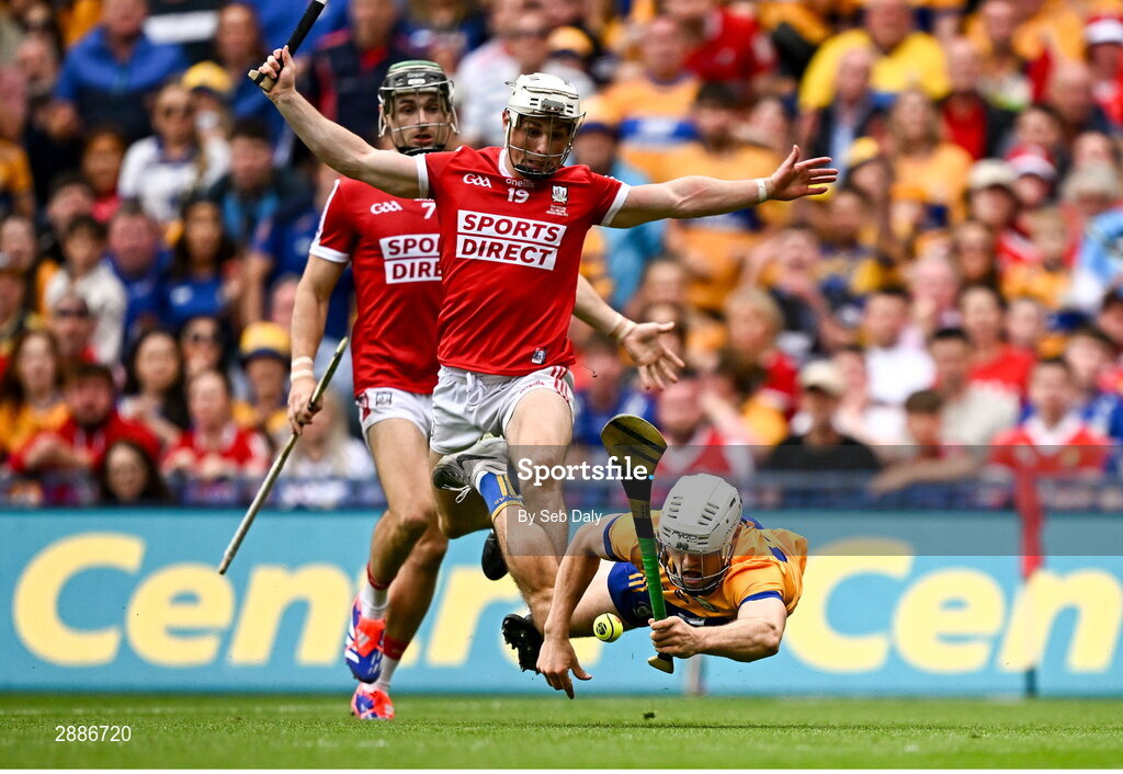 21 July 2024; Aidan McCarthy of Clare is tackled by Tommy O'Connell of Cork during the GAA Hurling All-Ireland Senior Championship Final match between Clare and Cork at Croke Park in Dublin. Photo by Seb Daly/Sportsfile