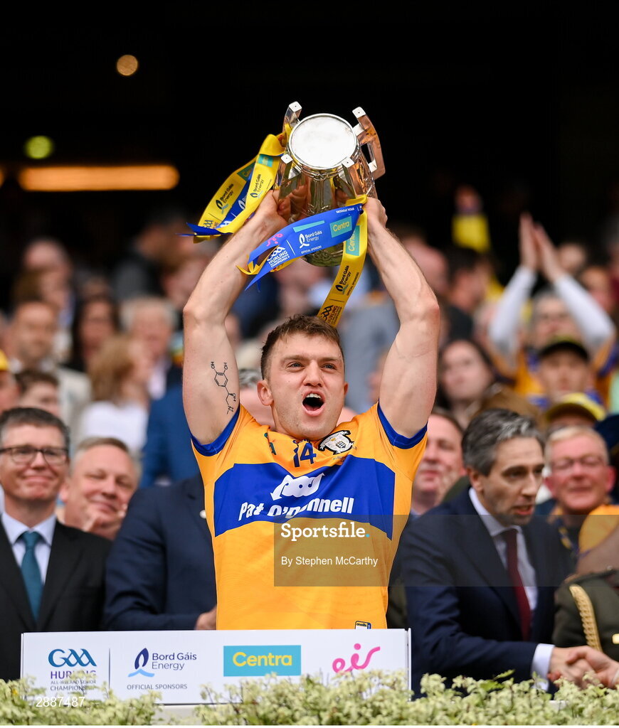 21 July 2024; Shane O'Donnell of Clare lifts the Liam MacCarthy cup following victory in the GAA Hurling All-Ireland Senior Championship Final between Clare and Cork at Croke Park in Dublin. Photo by Stephen McCarthy/Sportsfile