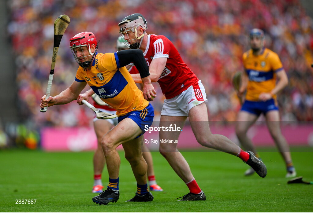 21 July 2024; John Conlon of Clare is tackled by Ethan Twomey of Cork during the GAA Hurling All-Ireland Senior Championship Final between Clare and Cork at Croke Park in Dublin. Photo by Ray McManus/Sportsfile