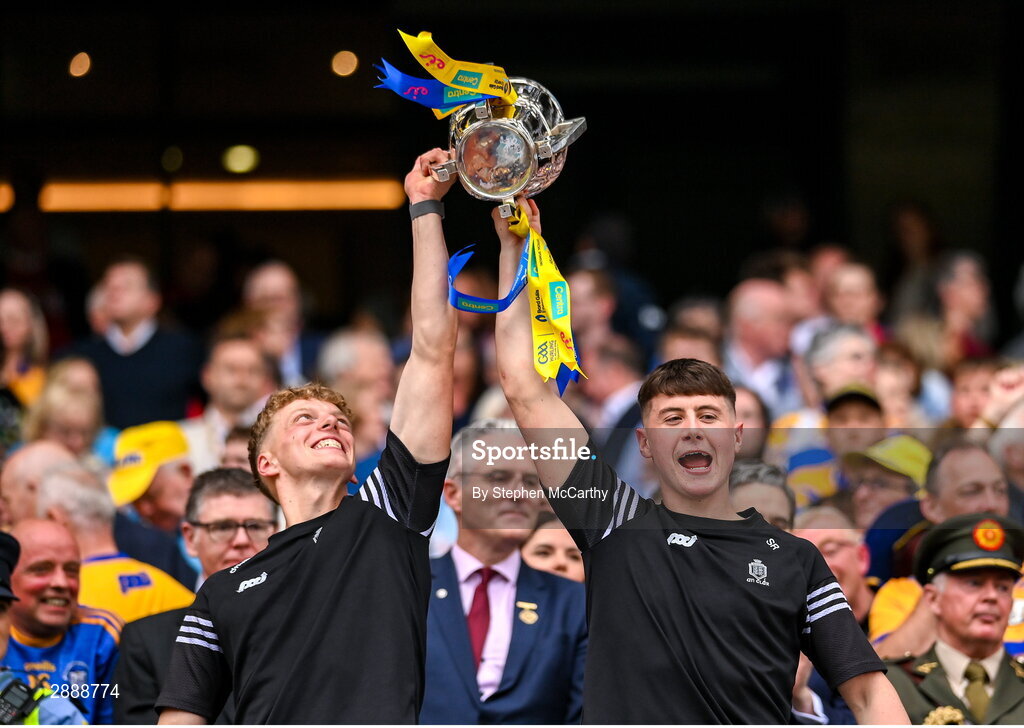 21 July 2024; Eamon Foudy and Sean Rhynne lift the Liam MacCarthy cup following victory in the GAA Hurling All-Ireland Senior Championship Final between Clare and Cork at Croke Park in Dublin. Photo by Stephen McCarthy/Sportsfile