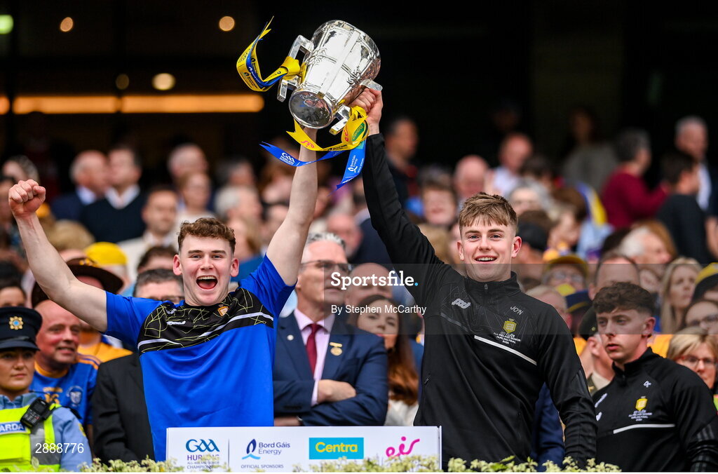 21 July 2024; Clare players John Conneally and Jack O'Neill lift the Liam MacCarthy cup following victory in the GAA Hurling All-Ireland Senior Championship Final between Clare and Cork at Croke Park in Dublin. Photo by Stephen McCarthy/Sportsfile