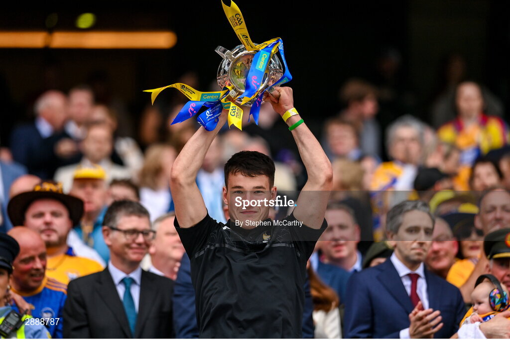 21 July 2024; Paddy Donnellan of Clare lifts the Liam MacCarthy cup following victory in the GAA Hurling All-Ireland Senior Championship Final between Clare and Cork at Croke Park in Dublin. Photo by Stephen McCarthy/Sportsfile
