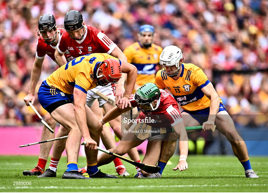 21 July 2024; Mark Coleman of Cork in action against Peter Duggan, left, and Aidan McCarthy of Clare during the GAA Hurling All-Ireland Senior Championship Final between Clare and Cork at Croke Park in Dublin. Photo by Piaras Ó Mídheach/Sportsfile