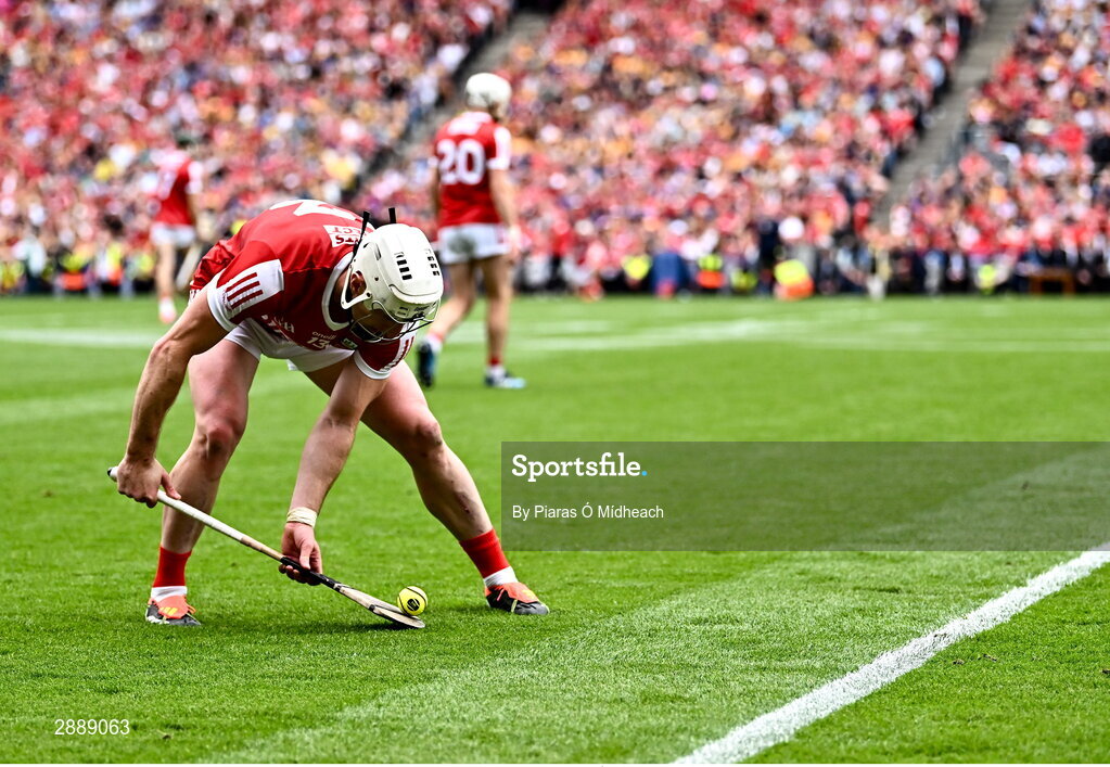 21 July 2024; Patrick Horgan of Cork takes a free during the GAA Hurling All-Ireland Senior Championship Final between Clare and Cork at Croke Park in Dublin. Photo by Piaras Ó Mídheach/Sportsfile