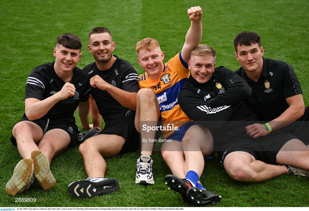 21 July 2024; Clare players celebrate after their side's victory in the GAA Hurling All-Ireland Senior Championship Final between Clare and Cork at Croke Park in Dublin. Photo by Sam Barnes/Sportsfile