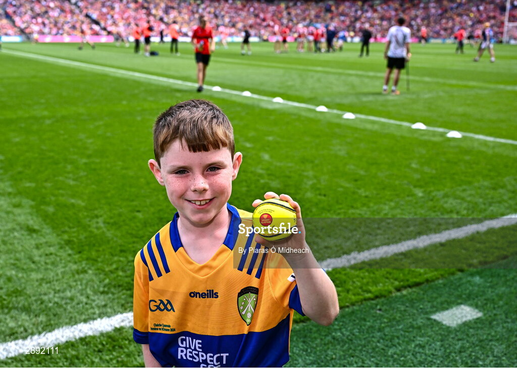 21 July 2024; Conor Moroney from Kilmaley in Clare with the official match sliotar before the GAA Hurling All-Ireland Senior Championship Final between Clare and Cork at Croke Park in Dublin. Photo by Piaras Ó Mídheach/Sportsfile
