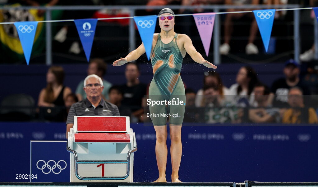 2 August 2024; Ellen Walshe of Team Ireland in action during the women's 200m individual medley heats at the Paris La Défense Arena during the 2024 Paris Summer Olympic Games in Paris, France. Photo by Ian MacNicol/Sportsfile