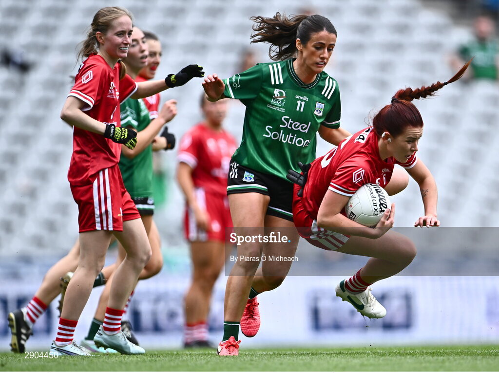 4 August 2024; Áine Breen of Louth in action against Joanne Doonan of Fermanagh during the TG4 All-Ireland Ladies Football Junior Championship final match between Fermanagh and Louth at Croke Park in Dublin. Photo by Piaras Ó Mídheach/Sportsfile