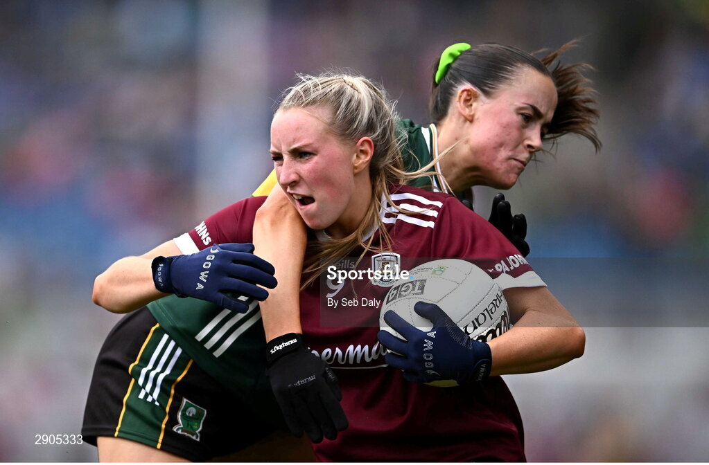 4 August 2024; Ailbhe Davoren of Galway in action against Aoife Dillane of Kerry during the TG4 All-Ireland Ladies Football Senior Championship final match between Galway and Kerry at Croke Park, Dublin. Photo by Seb Daly/Sportsfile
