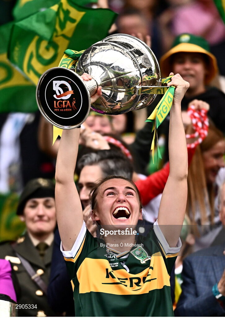 4 August 2024; Kerry captain Niamh Carmody lifts the Brendan Martin cup after the TG4 All-Ireland Ladies Football Senior Championship final match between Galway and Kerry at Croke Park in Dublin. Photo by Piaras Ó Mídheach/Sportsfile