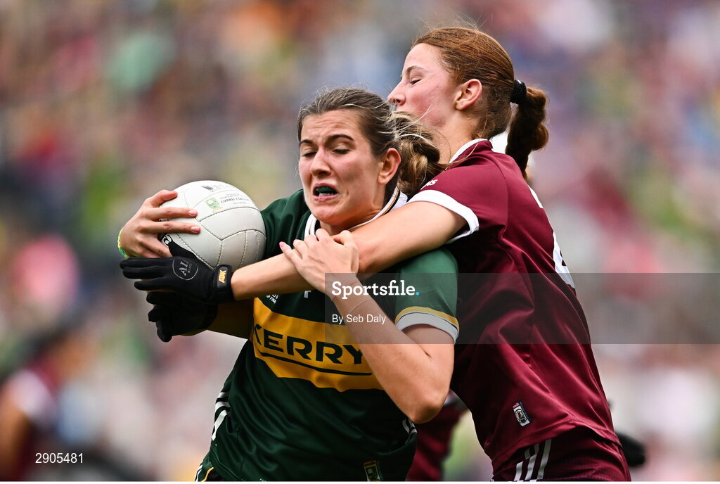 4 August 2024; Ciara Murphy of Kerry in action against Marta Banek of Galway during the TG4 All-Ireland Ladies Football Senior Championship final match between Galway and Kerry at Croke Park, Dublin. Photo by Seb Daly/Sportsfile
